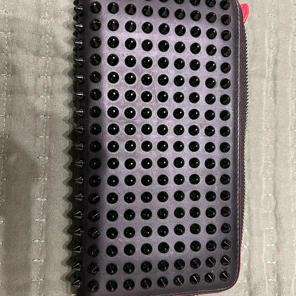 Christian louboutin black spikes Wallet - Picture 2 of 8